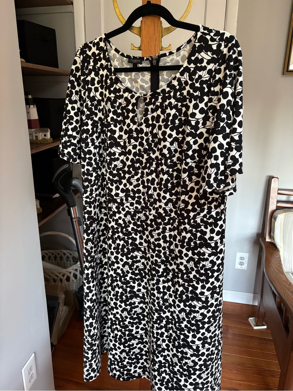 Talbots Black and White Floral knit dress with short ruffle sleeves.